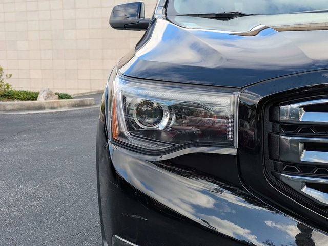 2017 GMC Acadia SLE-2