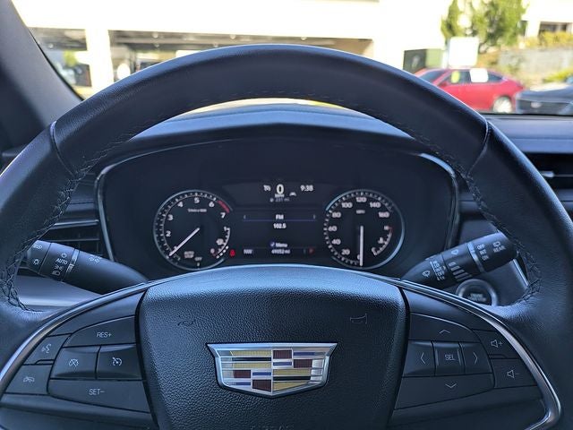 2023 Cadillac XT5 Luxury