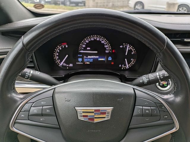 2019 Cadillac XT5 Base