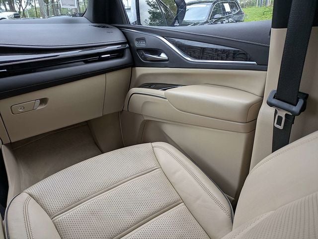 2021 Cadillac Escalade ESV Premium