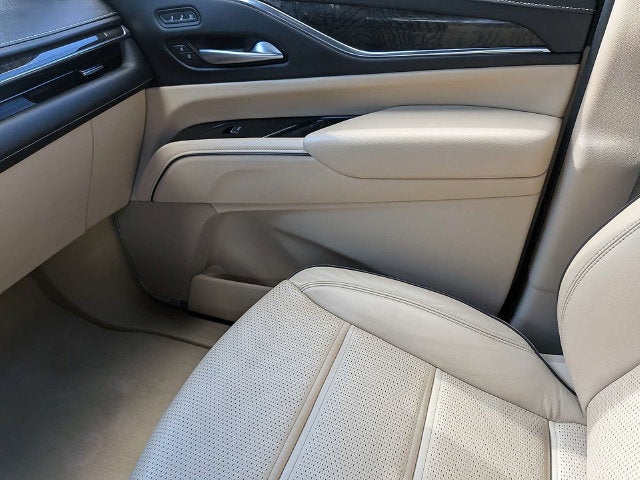 2023 Cadillac Escalade ESV Premium