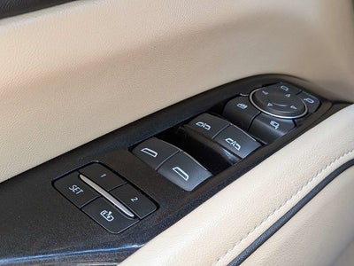 2023 Cadillac Escalade ESV Premium