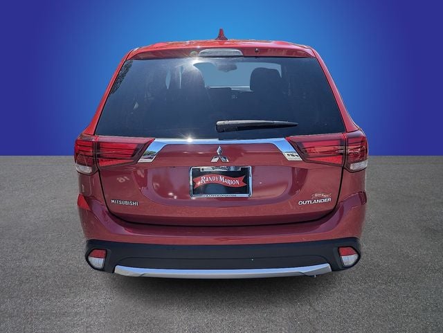 2017 Mitsubishi Outlander ES