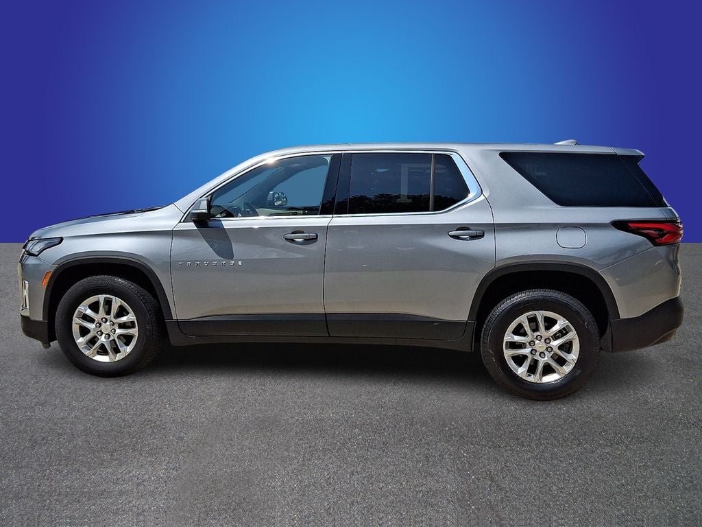 2023 Chevrolet Traverse LS