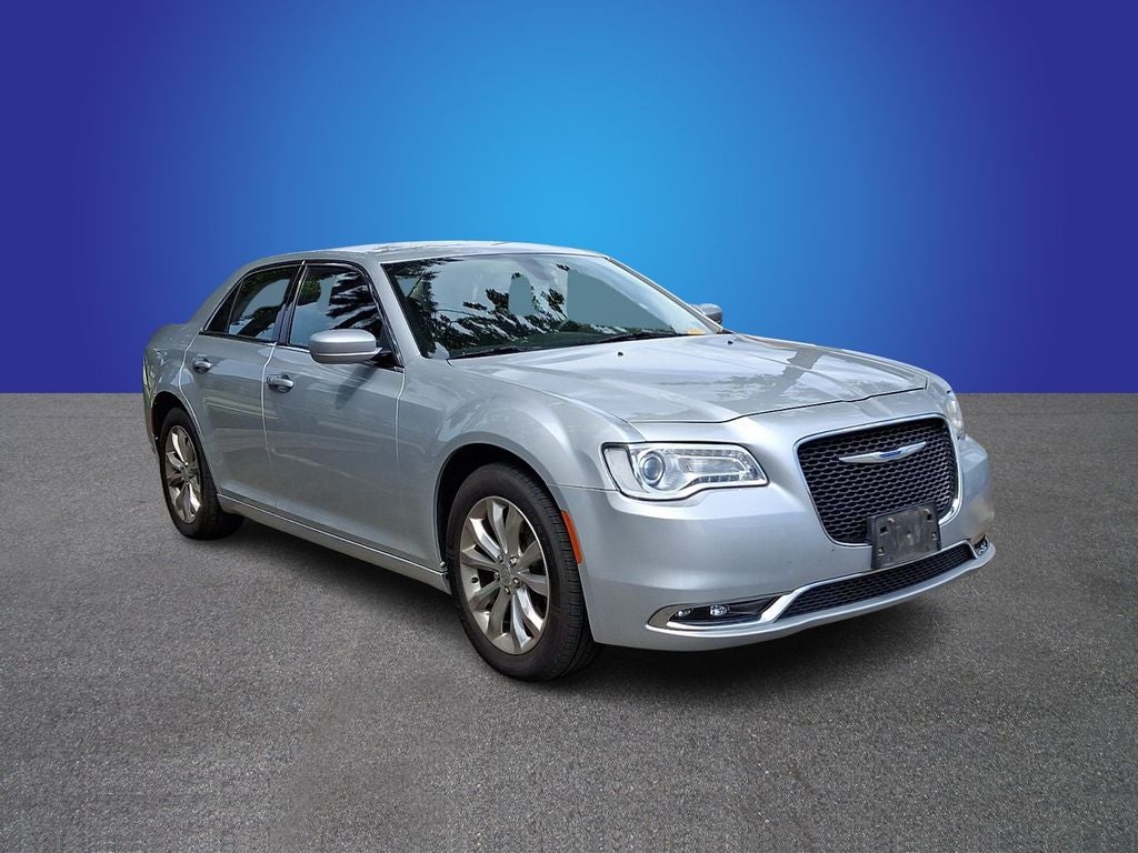 2019 Chrysler 300 Touring