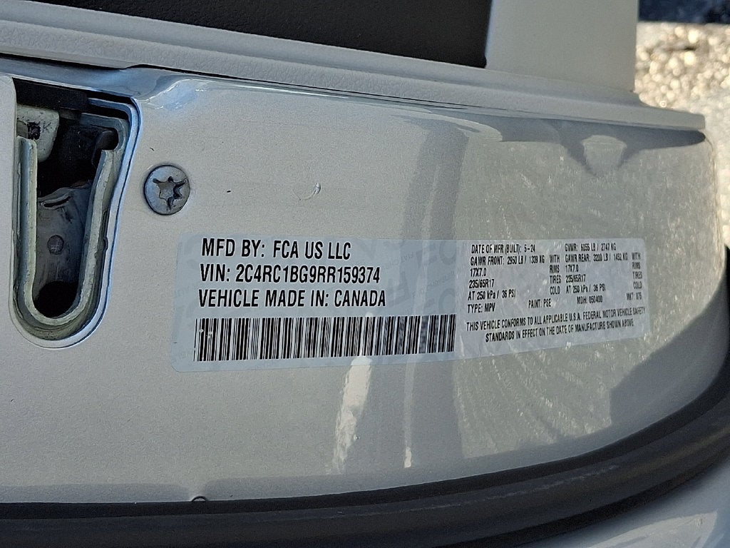 2024 Chrysler Pacifica Touring L
