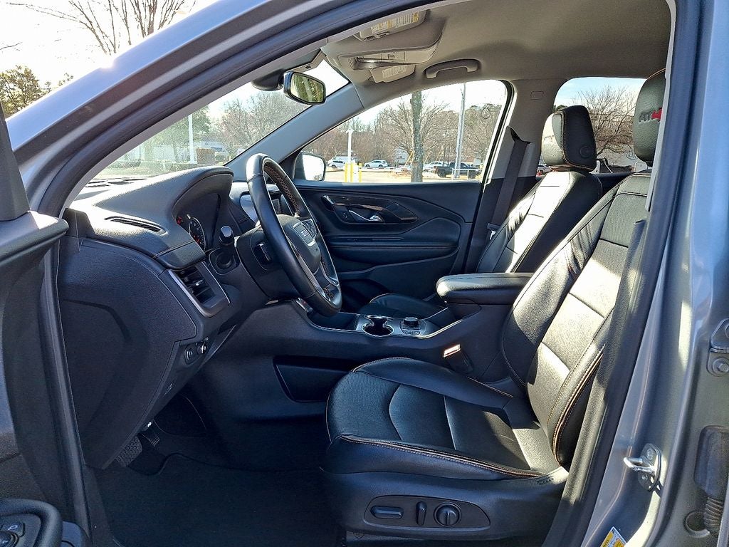 2023 GMC Terrain AT4