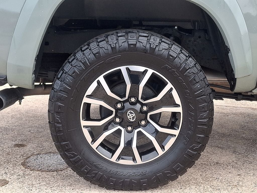 2023 Toyota Tacoma V6