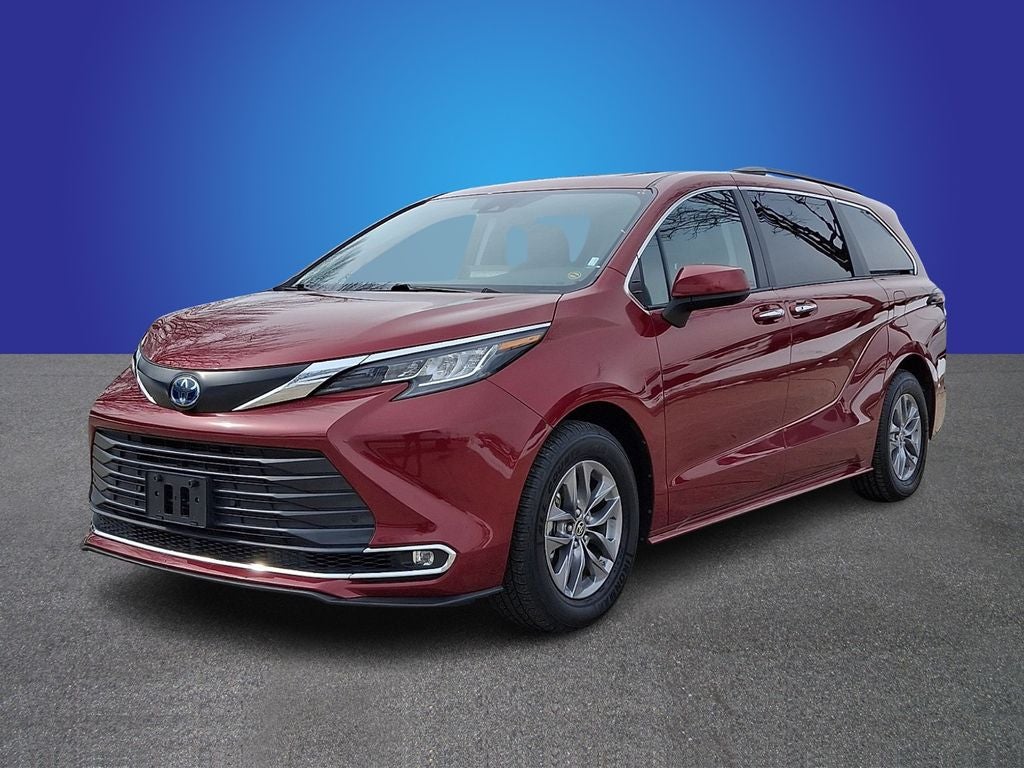 2023 Toyota Sienna XLE 7 Passenger