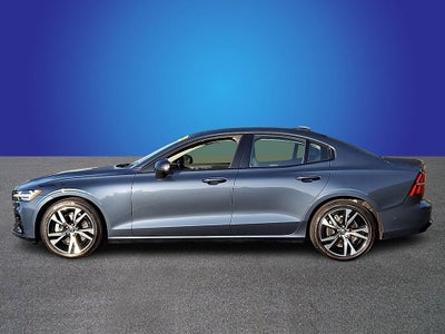 2024 Volvo S60 B5 Plus Dark Theme