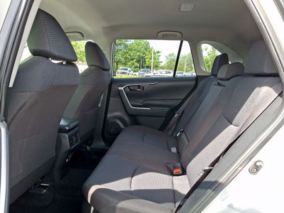 2025 Toyota RAV4 Hybrid LE