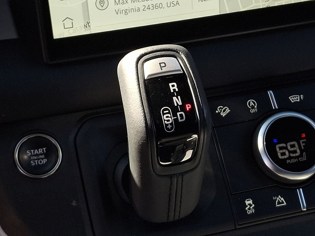 2025 Land Rover Defender 110 S