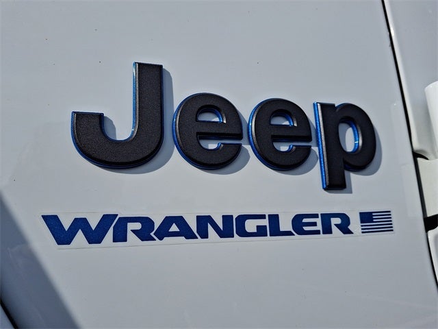 2025 Jeep Wrangler Sahara 4xe