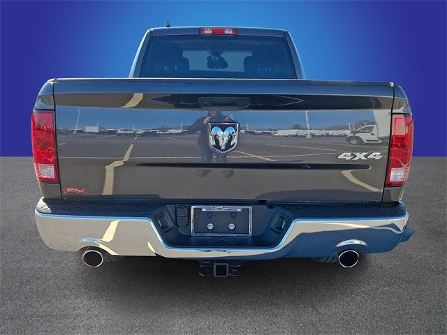 2023 RAM 1500 Classic Tradesman Crew Cab 4x4 6'4' Box