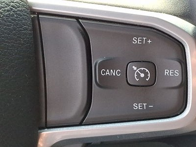 2022 RAM 1500 Big Horn Crew Cab 4x4 5'7' Box