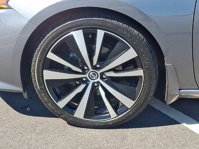 2020 Nissan Altima SR FWD