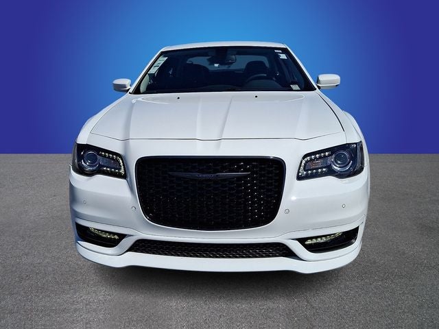 2023 Chrysler 300 Touring L AWD
