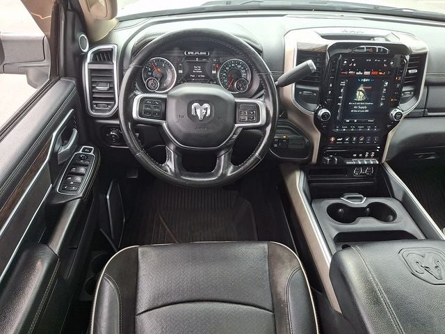 2020 RAM 3500 Laramie Crew Cab 4x4 6'4' Box