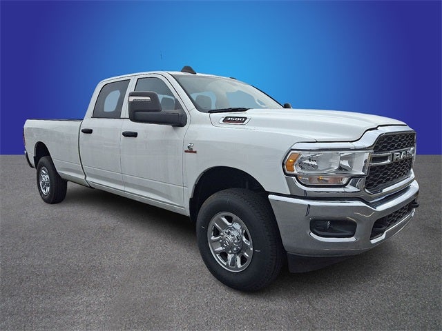 2023 RAM 3500 Tradesman Crew Cab 4x4 8' Box