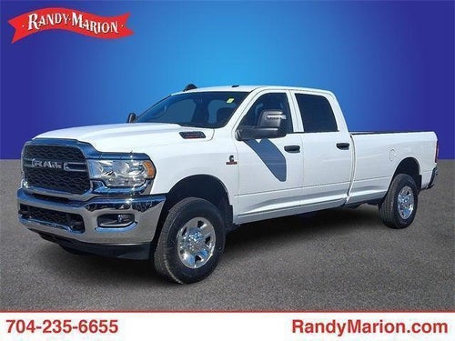 2023 RAM 3500 Tradesman Crew Cab 4x4 8' Box