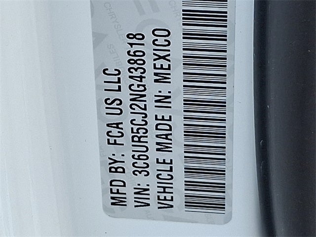 2022 RAM 2500 Tradesman Crew Cab 4x4 6'4' Box