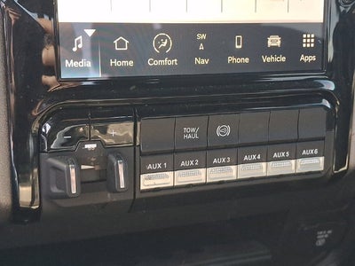 2024 RAM 2500 Tradesman Crew Cab 4x4 6'4' Box