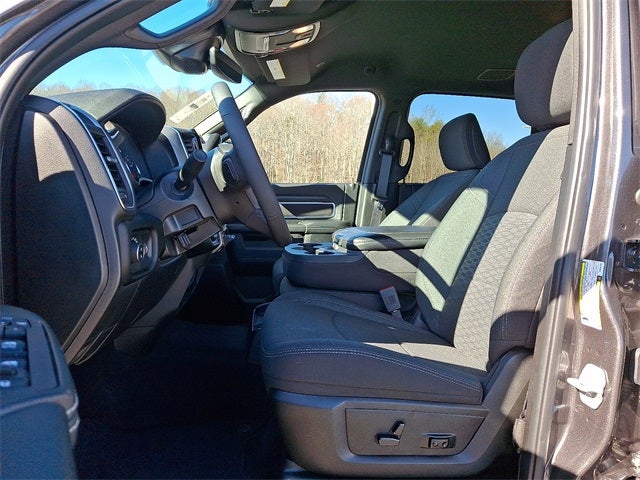 2025 RAM 2500 Big Horn Crew Cab 4x4 6'4' Box