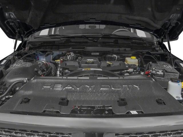 2017 RAM 2500 Laramie Crew Cab 4x4 6'4' Box