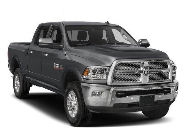 2017 RAM 2500 Laramie Crew Cab 4x4 6'4' Box