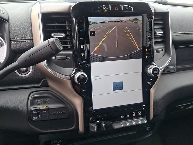 2024 RAM 2500 Laramie Crew Cab 4x4 6'4' Box