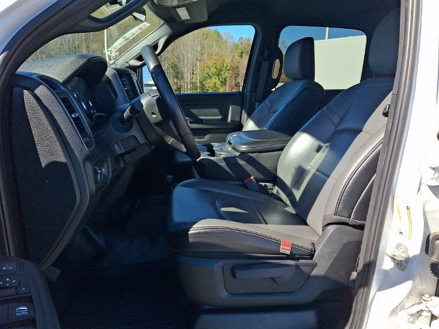 2023 RAM 2500 Tradesman Crew Cab 4x4 8' Box