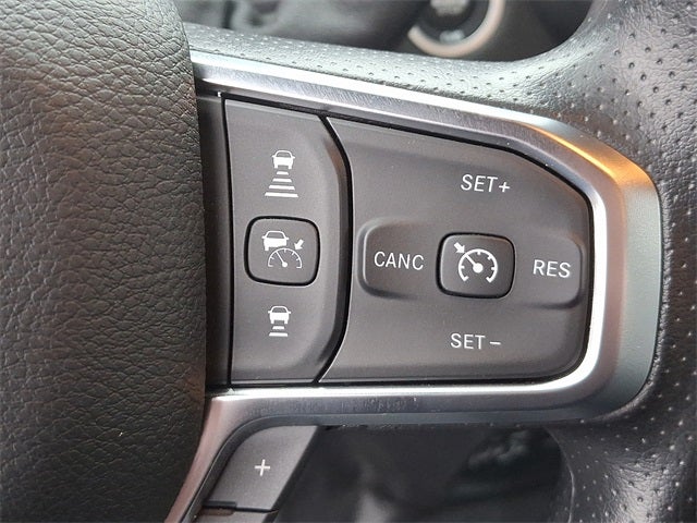 2025 RAM 5500HD Tradesman/Big Horn